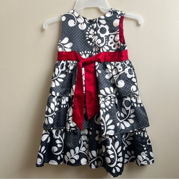 Carter’s gray white & red tiered dress Size 5 - Picture 2 of 4